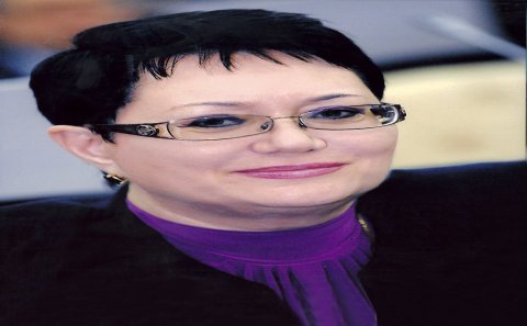 Elmira Axundova seçiciləri qarşısında çıxış etdi