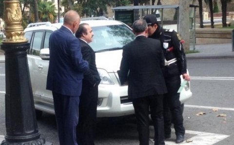 Bakı polisi deputata cərimə yazdı – VİDEO 