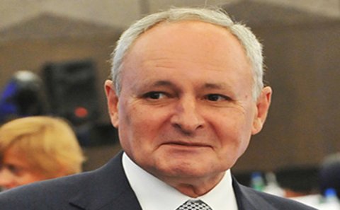 Nazir baş həkimi işdən çıxardı