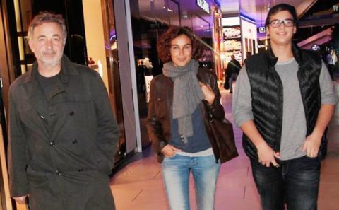 Tanınmış aktyor ailəsi ilə - Foto
