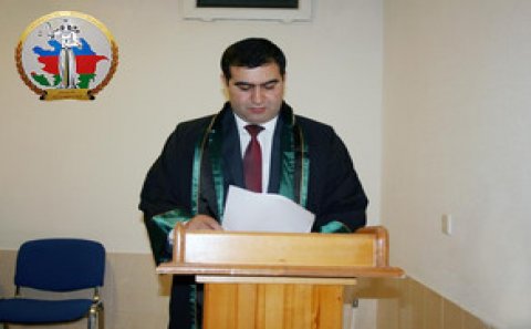 Məşhur vəkilə cinayət işi açıldı