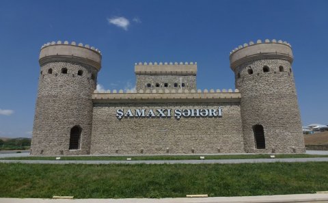 Prokuror sahibkarı borca salıb - Şikayət
