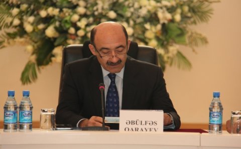 Nazir 2 şöbə müdirini işdən çıxardı