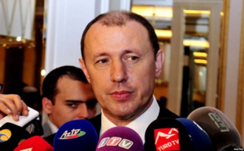 Cahangir Hacıyev məhkəməyə müraciət etdi - Sovqat istəyir