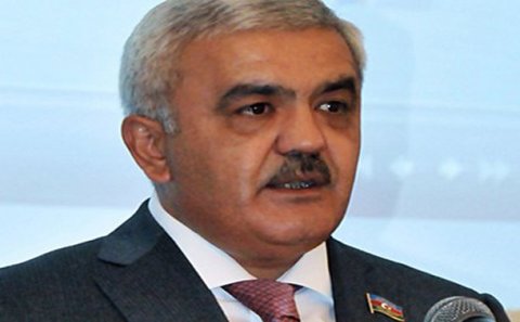 “SOCAR-da idarəedənlər neft çıxaranlardan çoxdur”