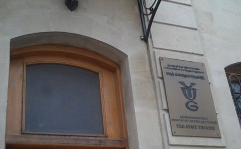 Teatrı söküb yerində çoxmərtəbəli bina tikirlər-Azərbaycanda 