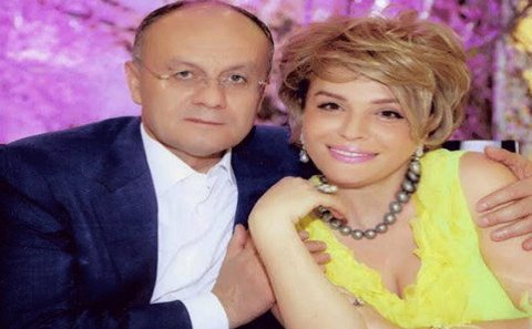 Erməni nazirin arvadına-