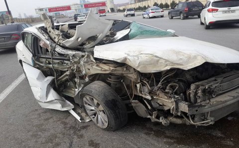 Polis Bakıda dəhşətli qəza törətdi – Hadisə yerindən qaçdı (Fotolar)