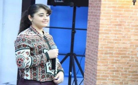 Bütün janrlarda oxusam da, ancaq muğam ifaçısı kimi tanınmaq istəyirəm