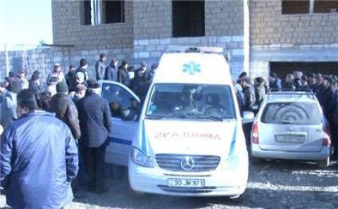 Evli kişinin hamamda yad qadınla meyiti tapıldı -FOTOLAR