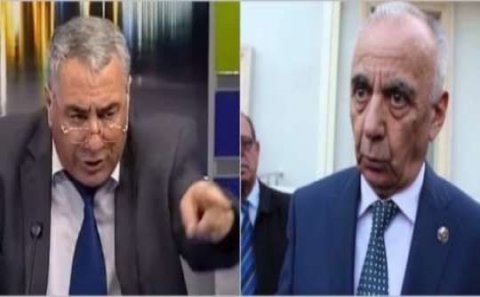 “Hacıbala pulları “vəhhabi”lərə yedizdirir”- O, səy və sarsaq adamdır.”