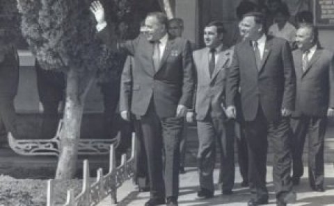 Heydər Əliyevin silahdaşı dünyasını dəyişdi