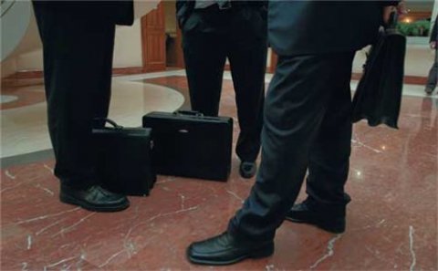 “İcra başçısının müavini olmaq istəyən şəxs 170 min dollar rüşvət verib”-ŞOK OLAY