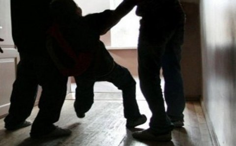 Bakıda orta məktəbdə kütləvi dava: şagird yaralanıb