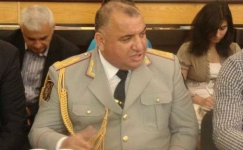 Azərbaycanda ölmüş general hələ də şikayətçiləri qəbul edir- Dəhşətli fakt+VİDEO