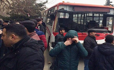 Bakıda dəhşətli avtobus qəzasının VİDEOsu