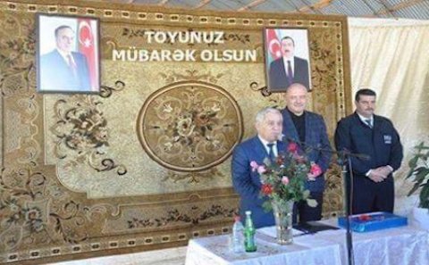 İCRA BAŞÇISINDAN HEYDƏR ƏLİYEVƏ qeyri-ciddi TOY JESTİ-MAĞAR TƏFƏKKÜRÜ