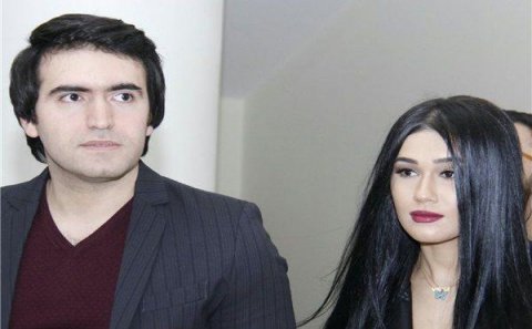 Nazirin qardaşı oğlu xanımı ilə təqdimatda - Fotolar