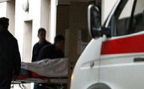 78 yaşlı kişi bərbərxanada öldü - Bakıda