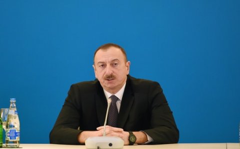 İlham Əliyev pakistanlı həmkarına başsağlığı verib