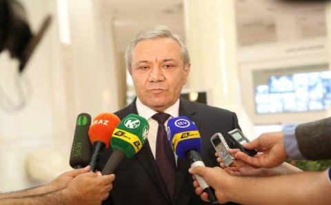 UNİVERSİTETDƏ ŞOK MAXİNASİYALAR:1 ildə 7 dəfə təmir, ayrılan milyonlar və qruplaşma əməliyyatları