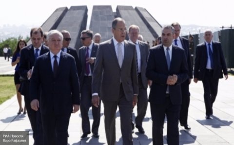 Ermənistan XİN rəhbəri Moskvaya səfər edəcək  