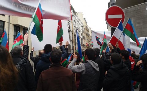 Parisdə ermənilərlə qarşıdurma, saxlanılanlar var-FOTOLAR