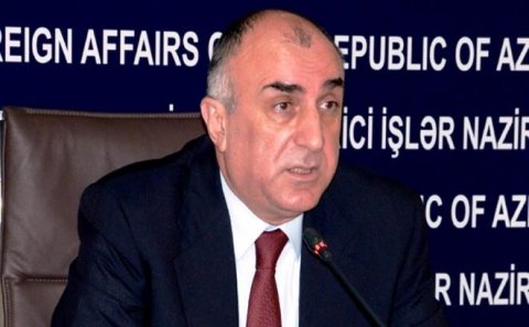 Nazir  Çexiyaya getdi - Səbəb