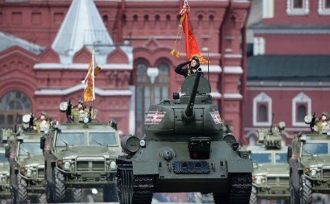 Moskva paradı başladı-Video