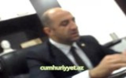 Azərbaycanda məmurla sahibkarın 40 minlik rüşvət qalmaqalı – VİDEO