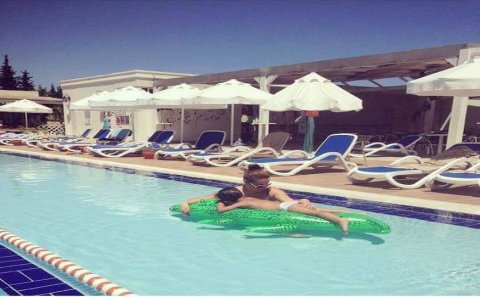 Xatirə hovuzda - Antalya keyfi davam edir - FOTOLAR