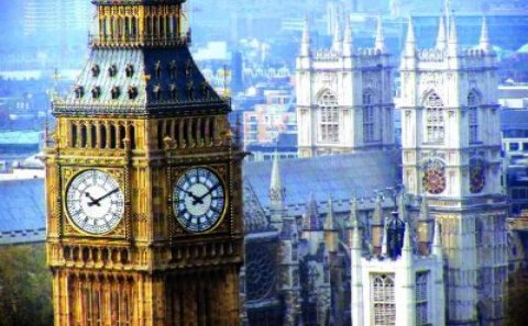 Dünyanın nəhəng şirkətləri Britaniyadakı ofislərini bağlayır