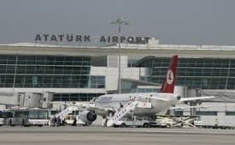 Ordu Atatürk aeroportunu tərk etdi - İlk təyyarə endi