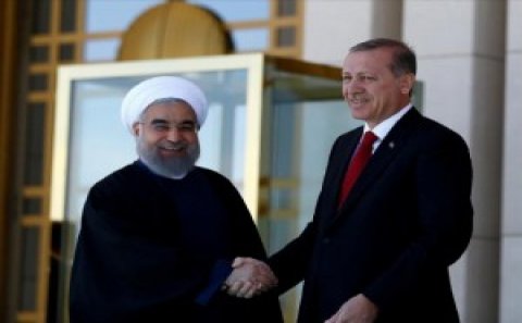 Həsən Ruhani Ərdoğana dəstək verdi
