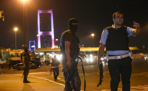 Türkiyədə 300 hərbçi saxlanıldı