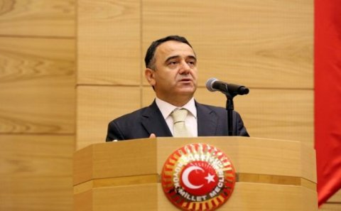 Çevriliş əməliyyatı: Baş katib vəzifədən çıxarıldı
