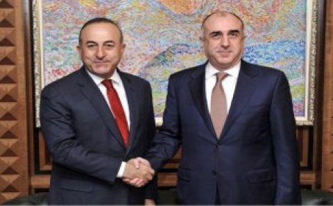 Elmar Məmmədyarovla Mövlüd Çavuşoğlu arasında telefon danışığı olub