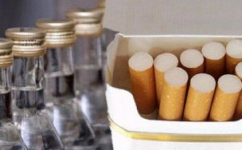 Azərbaycana spirtli içki və siqaretlərin gətirilməsinin yeni qaydaları qüvvəyə minəcək