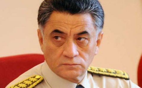 Nazir 3 zabiti işdən qovdu - Xidmət yoldaşını güllələdiyi üçün