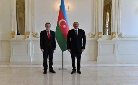Prezident İlham Əliyev Almaniya səfirini qəbul edib - FOTO