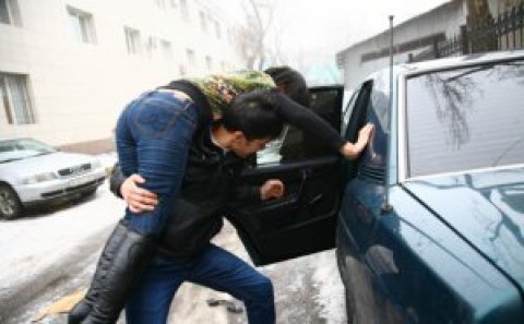 Evli adamın qaçırdığı 17 yaşlı nişanlı qız tapıldı, amma... FOTO