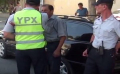 Daha bir sürücü-polis mübahisəsi: 