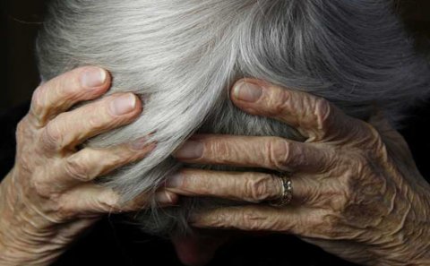 Lənkəranda 78 yaşlı qadının son çörək pulunu apardılar