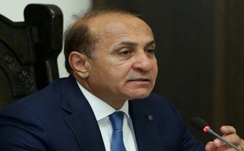 Ermənistanın baş naziri istefa verdi - VİDEO