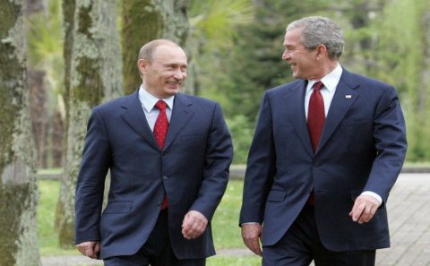 “Putin Buşun öz evində qəbul etdiyi ilk qonaq idi...”