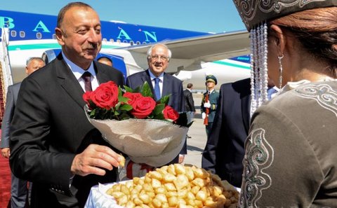 İlham Əliyev Qırğızıstanda səfərdədir