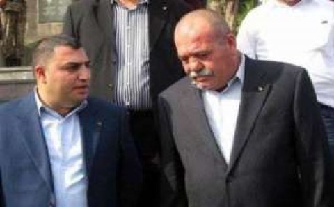Ermənistanda GÜLLƏ SƏSLƏRİ-Meri güllələdilər... Vəziyyət gərginləşdi