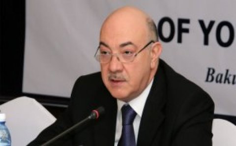 Fuad Ələsgərov: “Azərbaycana saxta sənədli miqrant axını artır”