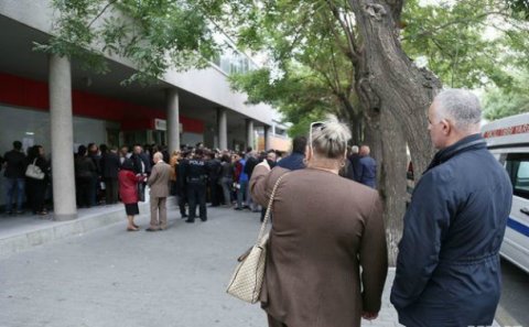 Bundan sonra pulu bankda yox, bankada saxlayacam-Əmanətçi