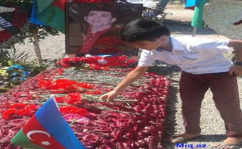 10 yaşlı Lənkəranski Şakro Molodoya meydan oxudu